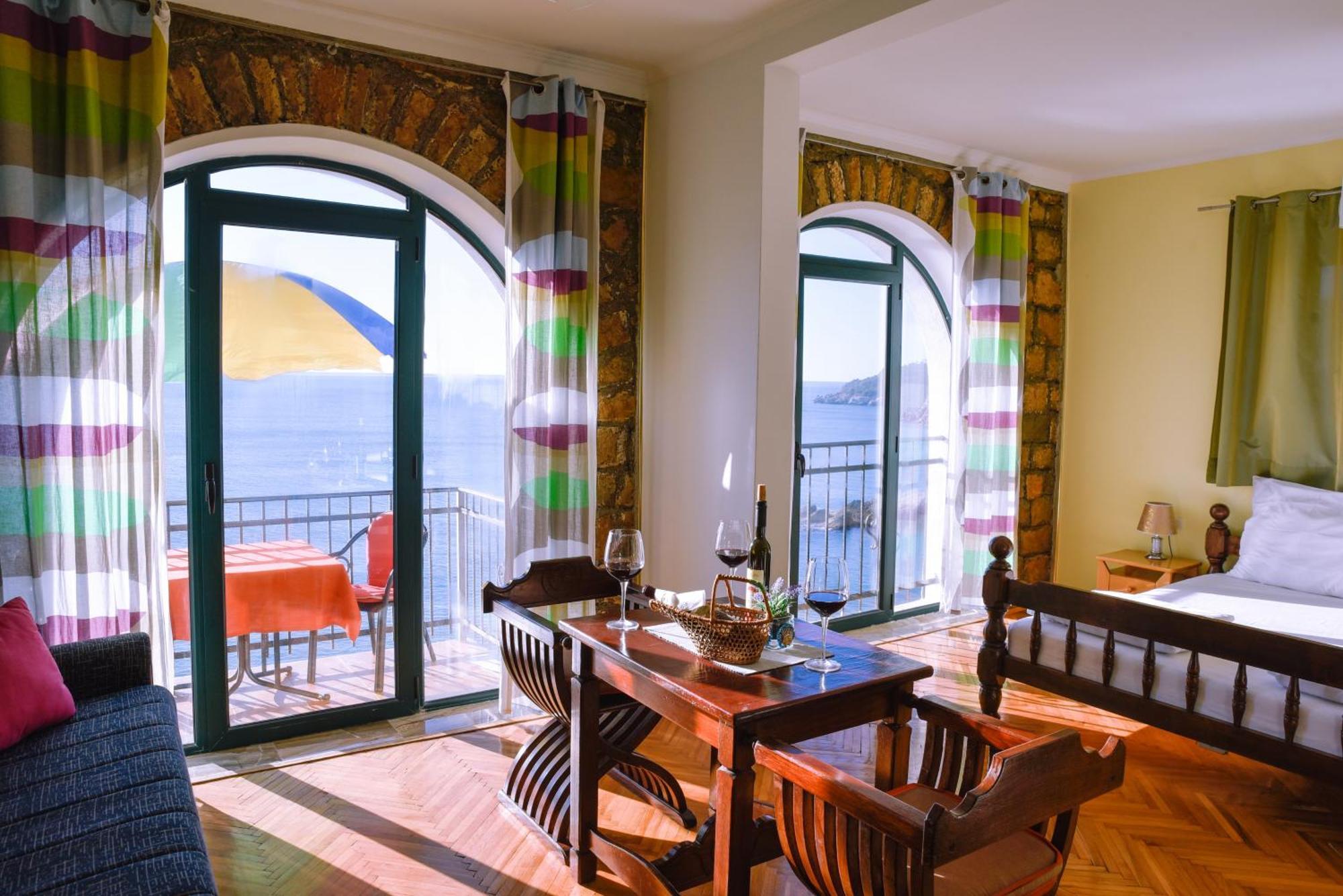 Apartments Susanna Ulcinj Kamer foto